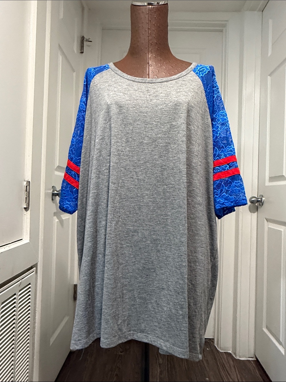 3for$20 top size torrid 4 (24/26)